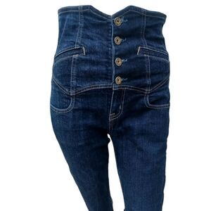 652324....Guess Jeans Skinny Style Size 28, 30"Inseam 6"Rise